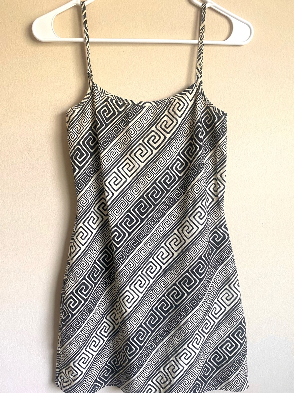 VRG GRL Greek Key Print Open Back Linen Blend Mini Dress Cream Black Size 6